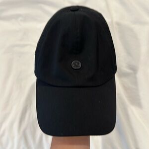 Black lululemon hat